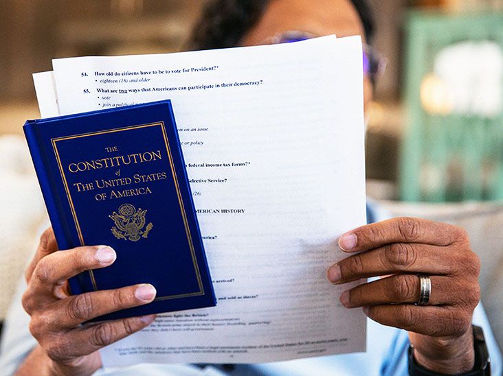 Green Cards and Medicare: Who Qualifies